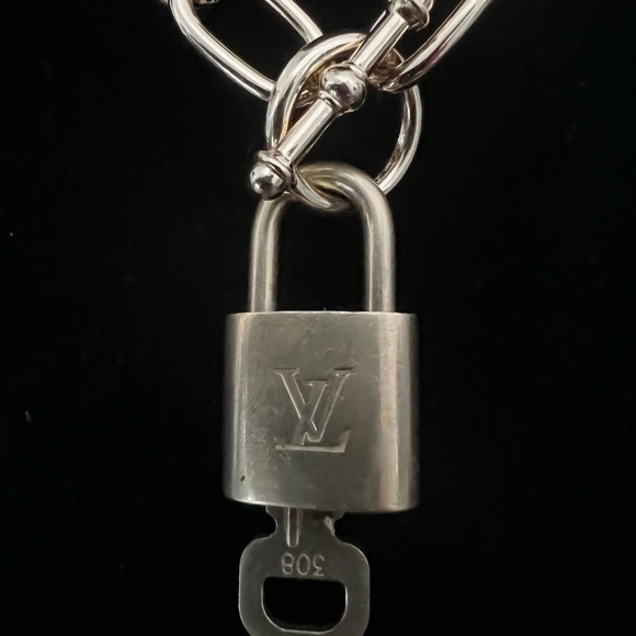 LOUIS VUITTON CHOKER - Picture 6 of 6